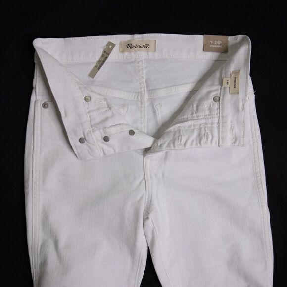 Madewell Stovepipe Jeans in Pure White - Picture 13 of 14